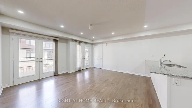 Additional image 13 of 200 Veterans Dr Unit 45