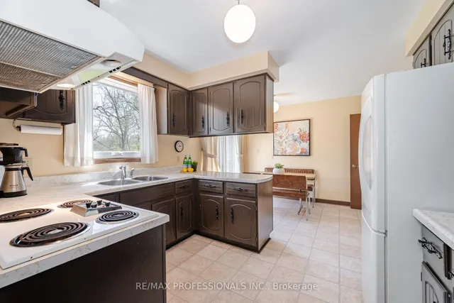 Additional image 10 of 9 Wingrove Hill