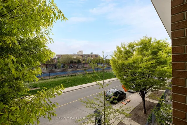 Additional image 21 of 1171 Queen St Unit 312