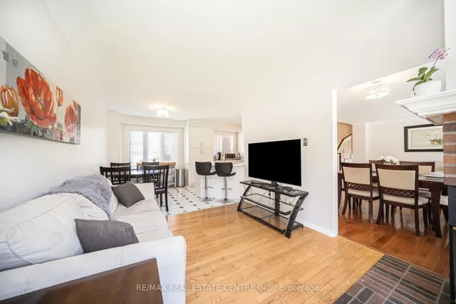 Additional image 20 of 36 Lockwood Rd