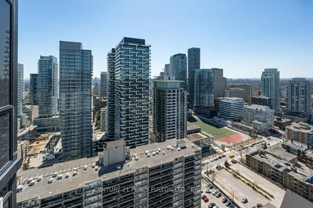 Additional image 29 of 101 Erskine Ave Unit PH10