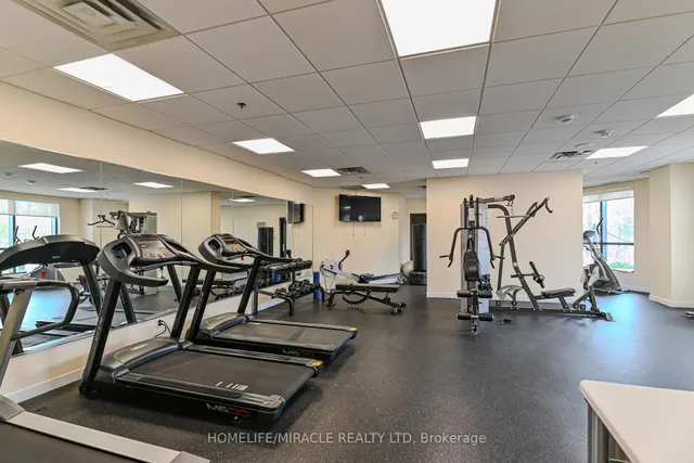 Additional image 33 of 840 Queens Plate Dr Unit 1609