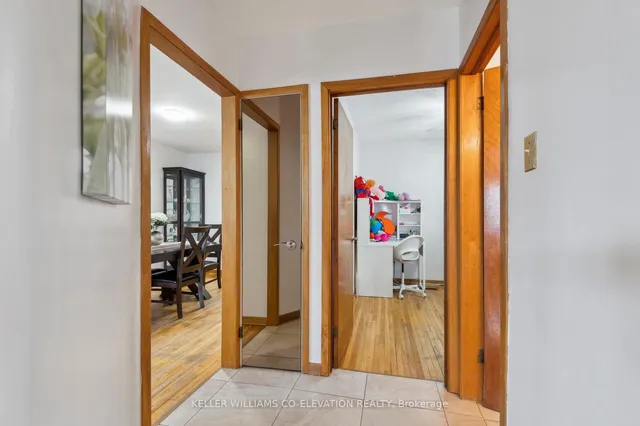 Additional image 27 of 924 Glencairn Ave