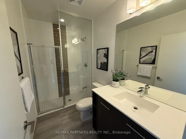 Additional image 9 of 435 Richmond St Unit 1106