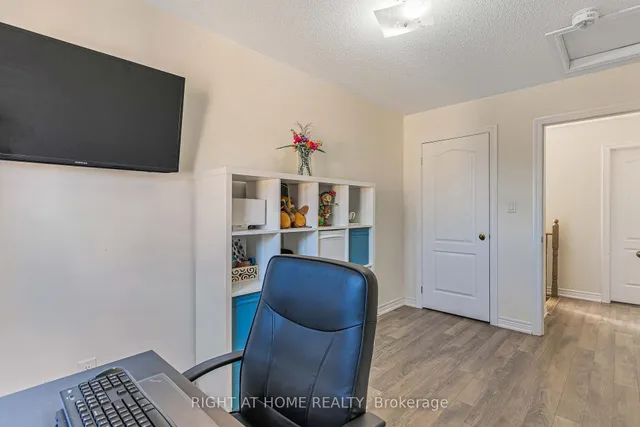 Additional image 15 of 3 Rabbit Run Way