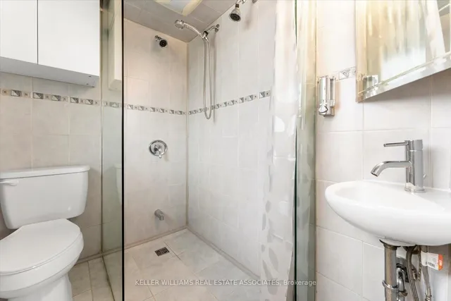 Additional image 13 of 982 Streamway Cres