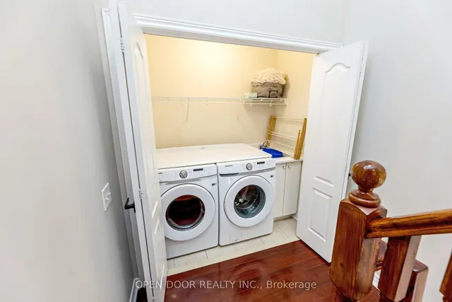 Additional image 18 of 221 Bussel Cres