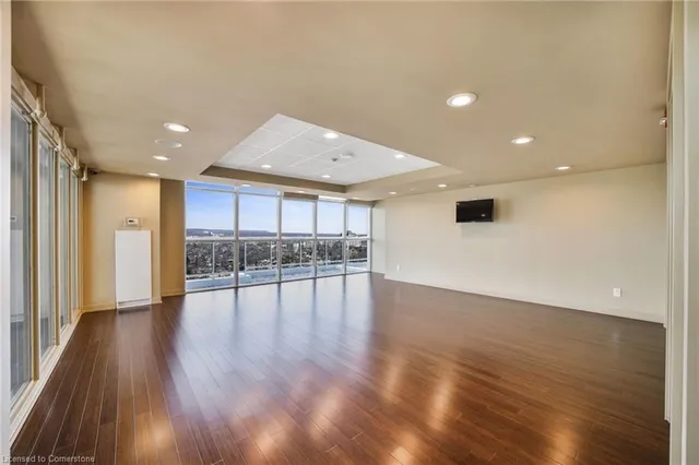 Additional image 21 of 551 Maple Ave Unit 908