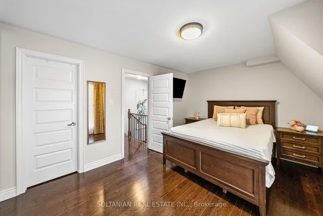 Additional image 16 of 11 Slingsby Lane