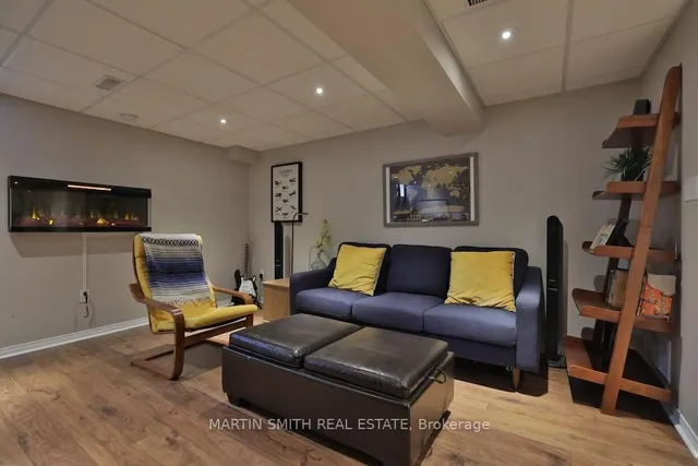 Additional image 25 of 2406 Curtis Rd