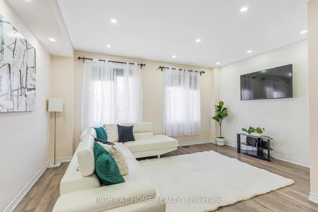 Additional image 4 of 3 Rabbit Run Way