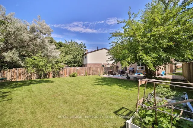 Additional image 28 of 77 Warwick Castle Crt