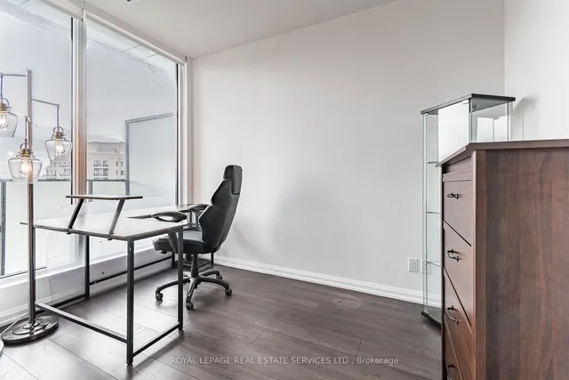 Additional image 12 of 4208 Dundas St Unit 505