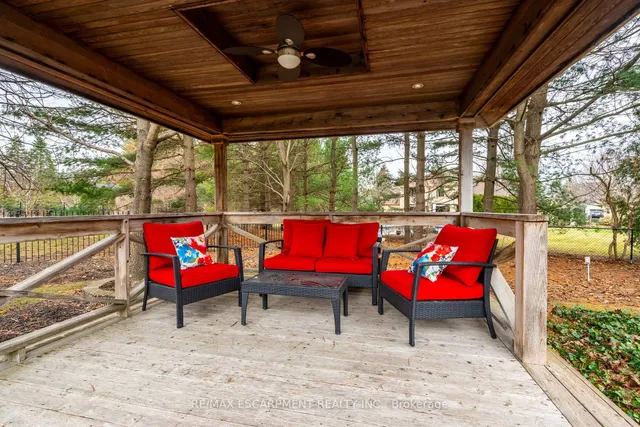 Additional image 42 of 27 Gladiola Dr