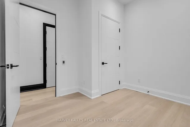 Additional image 45 of 681 Glencairn Ave