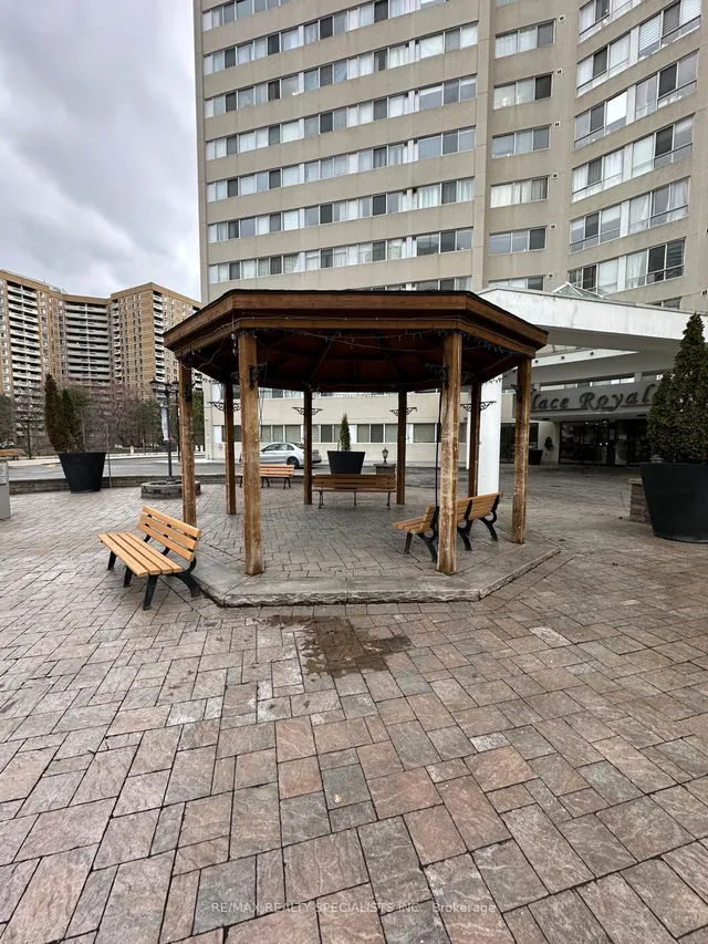 Additional image 4 of 3695 Kaneff Cres Unit 1602