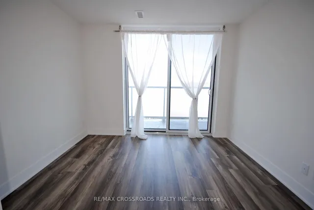 Additional image 8 of 188 Fairview Mall Dr Unit 1106