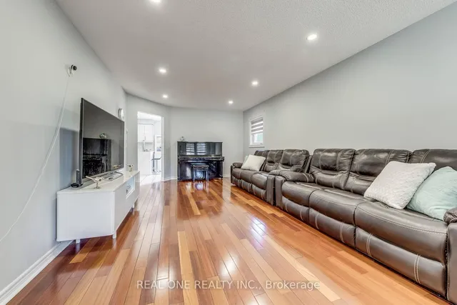 Additional image 7 of 826 Winterton Way