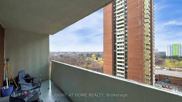 Additional image 32 of 1 Massey Sq Unit 1418