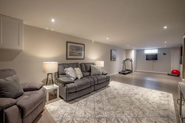 Additional image 26 of 116 Broker Dr