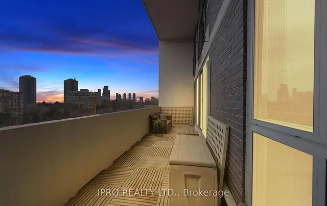 Additional image 33 of 60 Southport St Unit 414