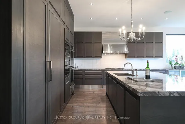 Additional image 11 of 125 Sandringham Dr