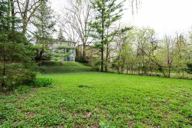 Additional image 43 of 26 Gracefield Ave