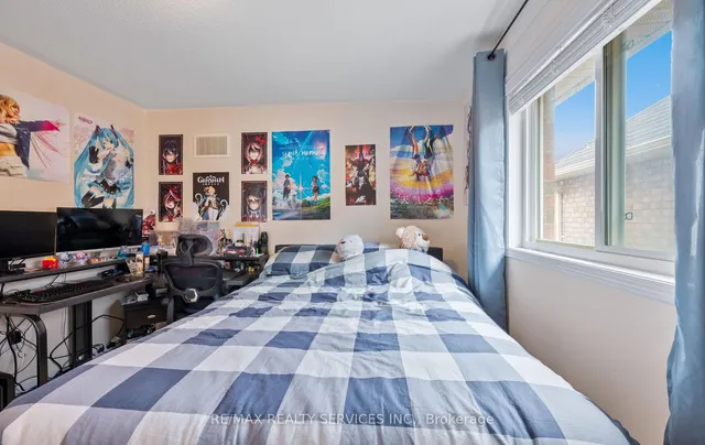 Additional image 28 of 31 Rambling Oak Dr