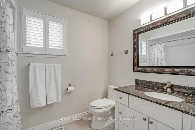 Additional image 34 of 2347 Tweedsmuir Crt