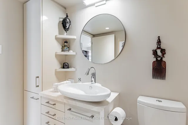 Additional image 22 of 62 Wellesley St Unit 306