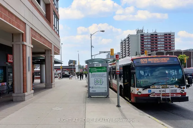 Additional image 24 of 830 Lawrence Ave Unit 1504