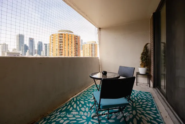 Additional image 25 of 40 Homewood Ave Unit 1103