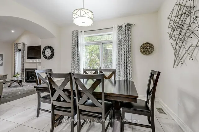 Additional image 12 of 35 Chaumont Dr