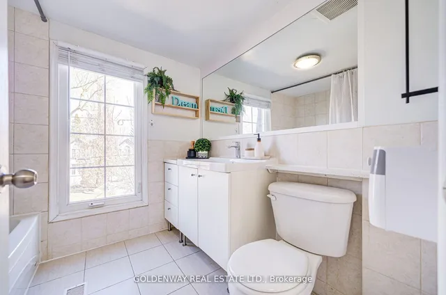 Additional image 36 of 211 Pemberton Ave