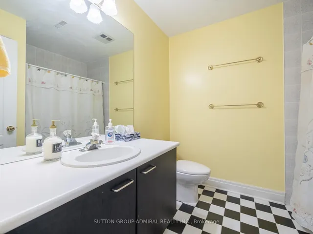 Additional image 40 of 220 Walmer Rd