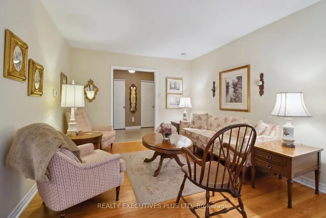 Additional image 7 of 61 Mercury Rd