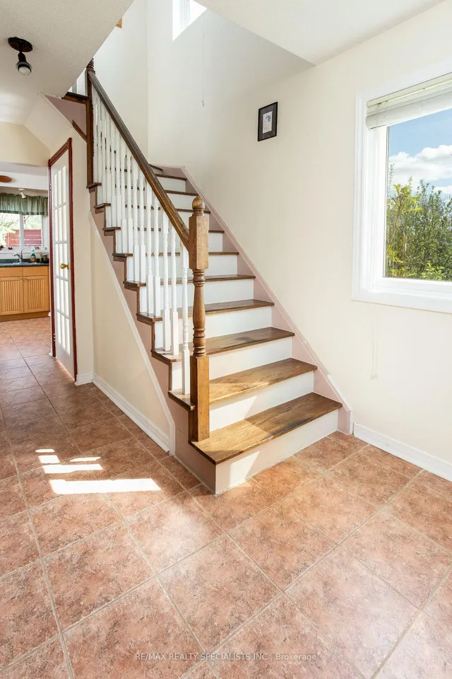 Additional image 15 of 40 Mayberry Crt