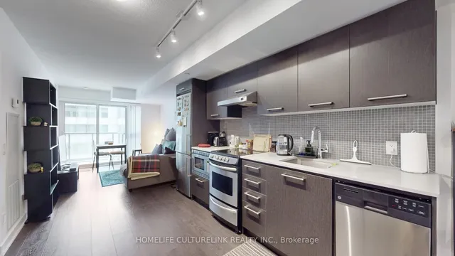 Additional image 13 of 87 Peter St Unit 1417