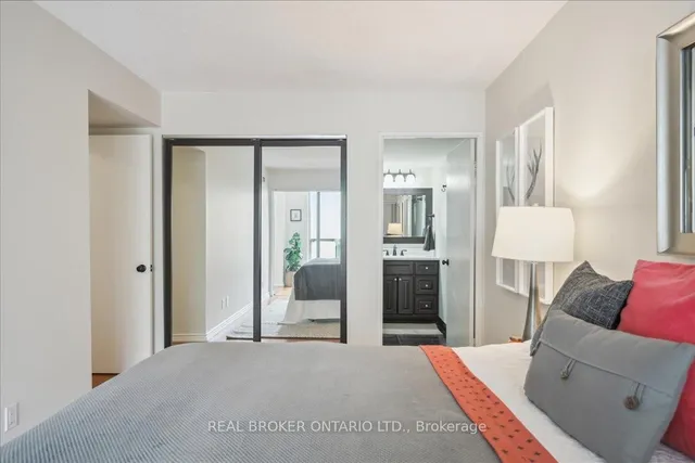 Additional image 28 of 92 King St Unit 508