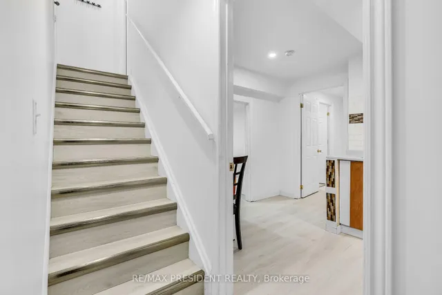 Additional image 32 of 994 Ledbury Cres