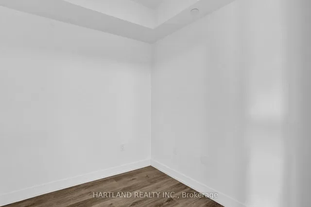 Additional image 18 of 1 Jarvis St Unit 928