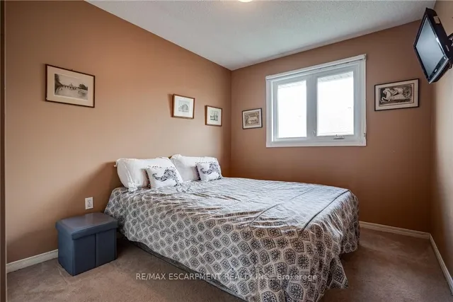 Additional image 9 of 1809 Upper Wentworth St Unit 11