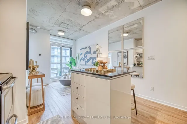 Additional image 7 of 150 Sudbury St Unit 1609