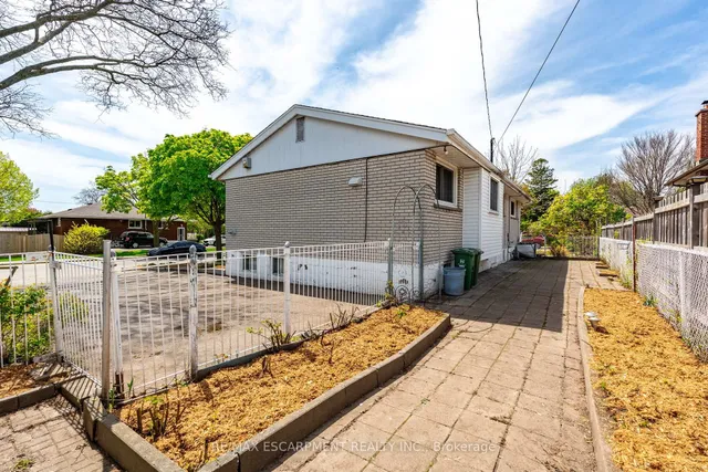 Additional image 31 of 3 TANAGER Ave