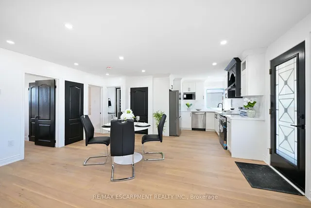 Additional image 6 of 812 Tenth Ave