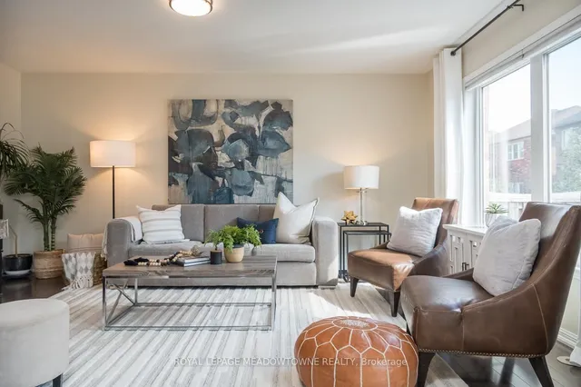 Additional image 9 of 694 Rayner Crt