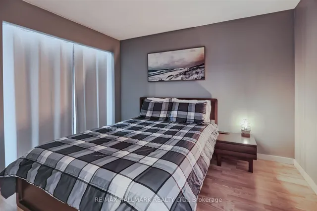 Additional image 18 of 650 Queens Quay Unit 509