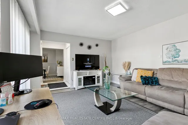 Additional image 12 of 2 Dailing Gate Unit 56