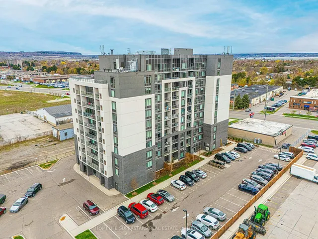 Additional image 24 of 716 Main St Unit 1006