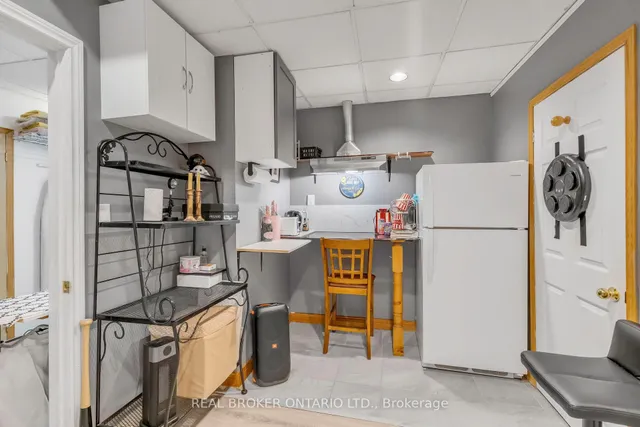 Additional image 16 of 85 Provincial Pl